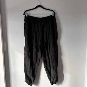American Eagle Outfitters Black Cargo Jogger Pants